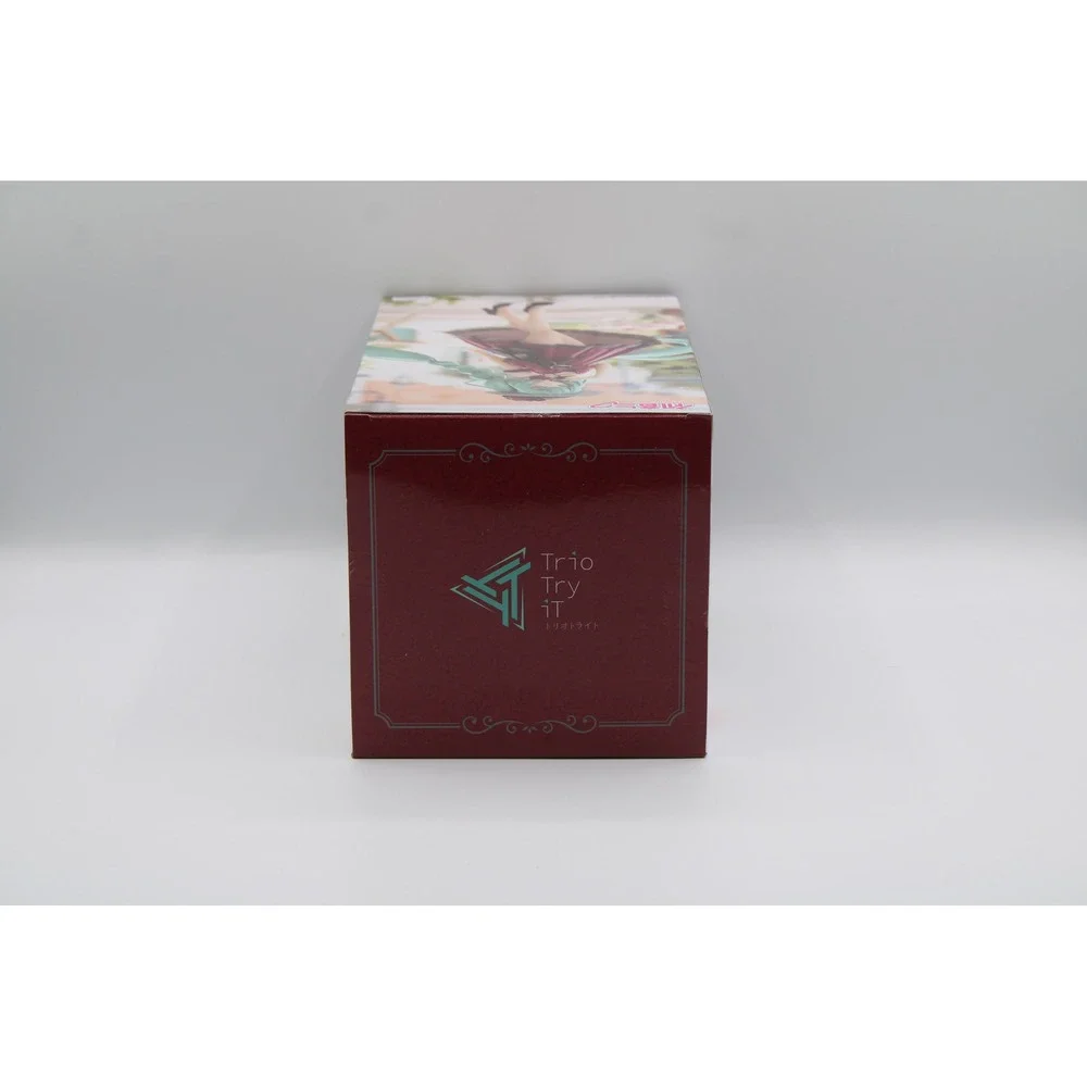 Furyu Hatsune Miku Outing Red Dress Trio-Try-It Statue